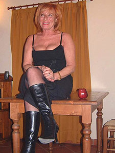 Reife Frauen sehen sich nach W�rme und Harmonie